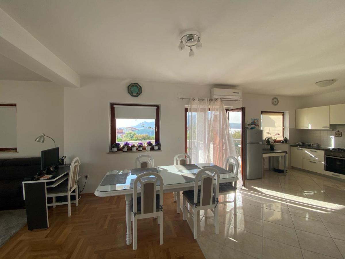Apartments Irina Rovanjska Ngoại thất bức ảnh