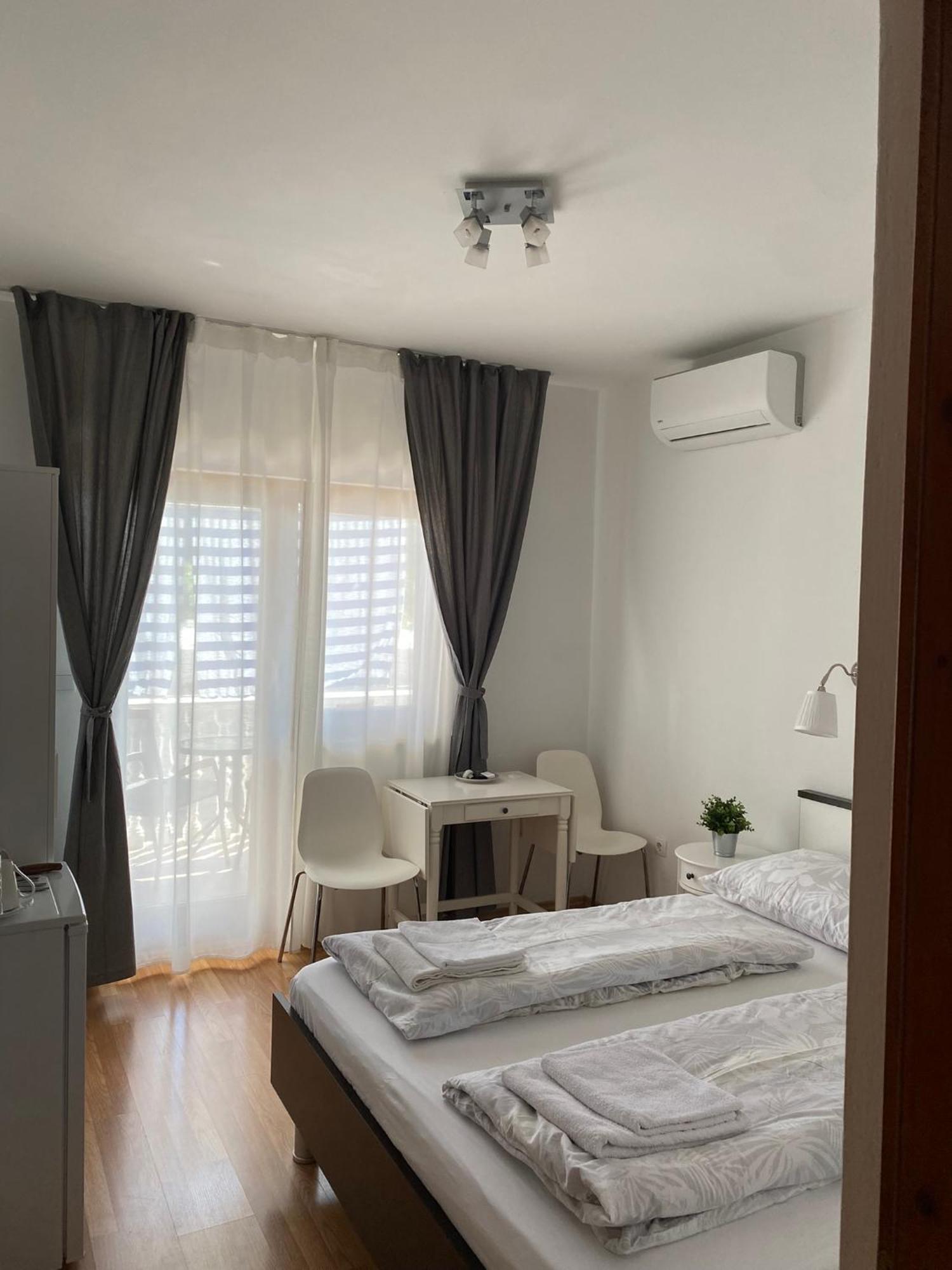 Apartments Irina Rovanjska Ngoại thất bức ảnh