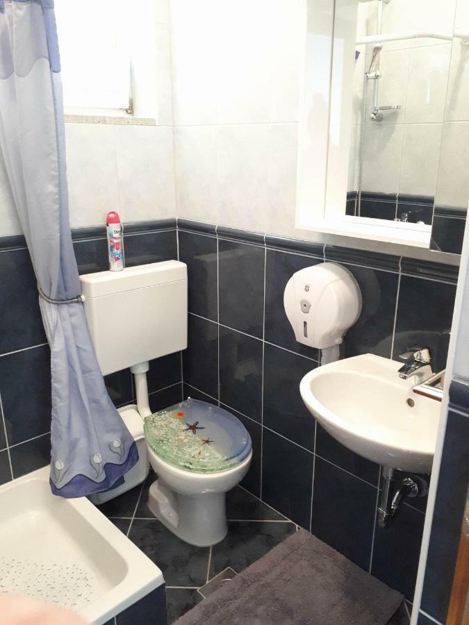 Apartments Irina Rovanjska Ngoại thất bức ảnh
