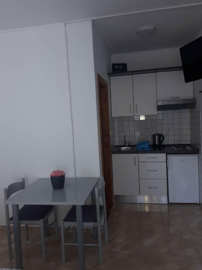 Apartments Irina Rovanjska Ngoại thất bức ảnh